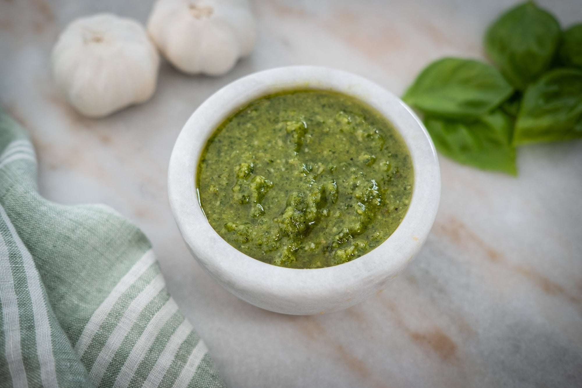 Pesto aux épinards maison riche en fer et vitamine K — Maison Kå