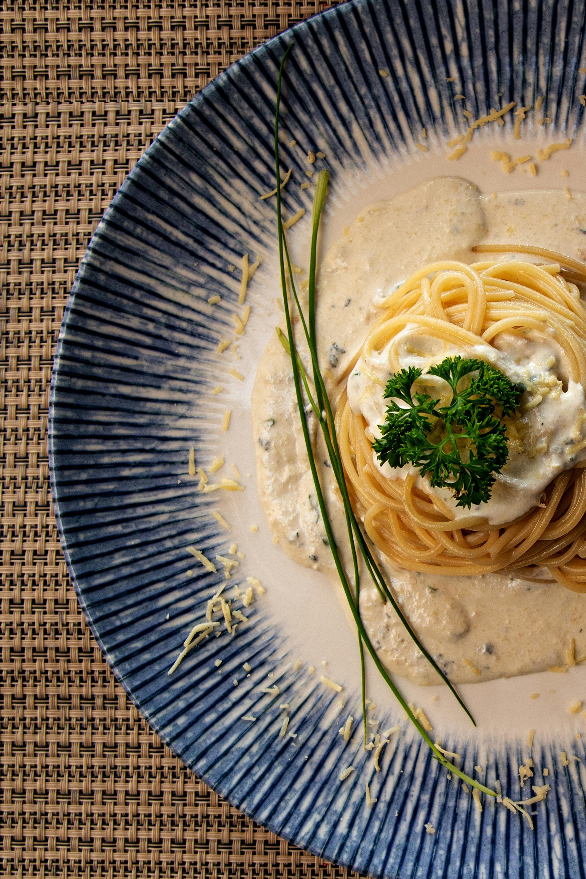 Sauce Alfredo vegan pleine de B12